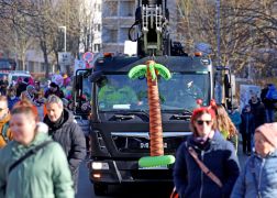 Rosenmontag In Jena Farbe Und Frohsinn Erlebte Winzerla 15